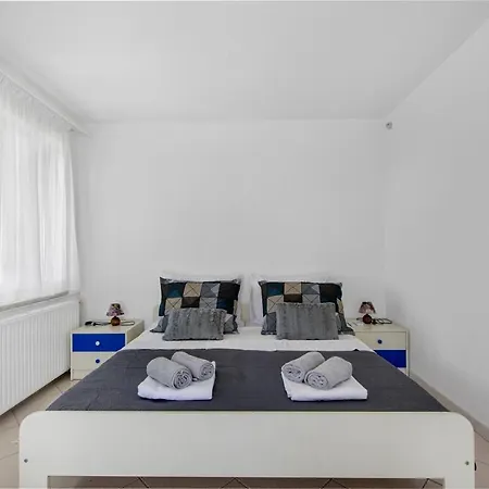 House Katja 3* Mugeba